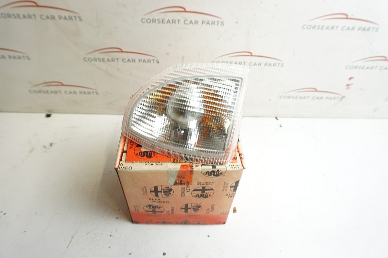 60749958 60582888 Alfa Romeo 33 Blinker vorne links wei&szli