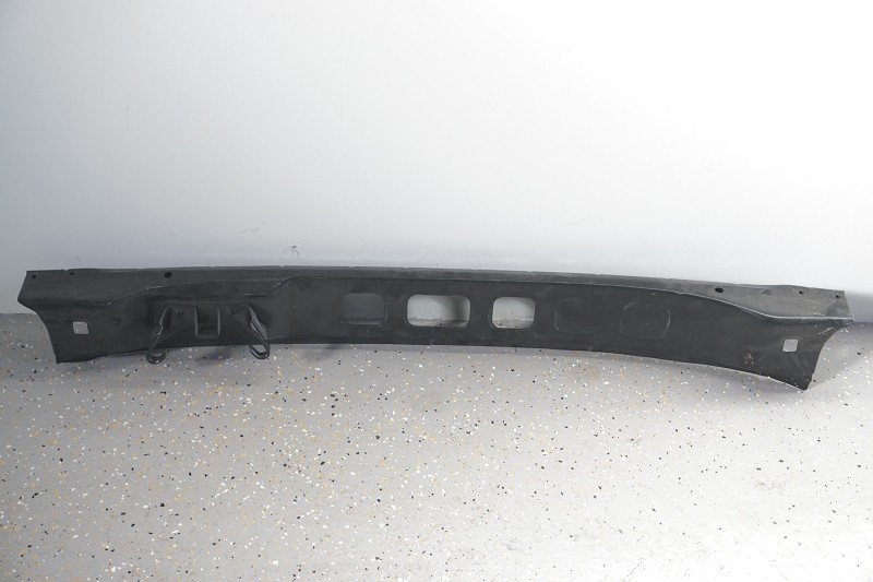 Alfa Romeo Front- oder Hecktraverse box