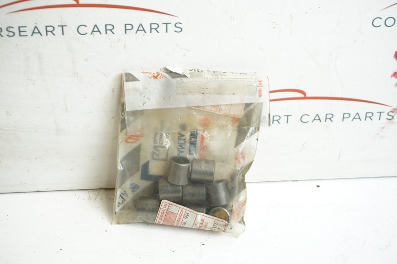 877205 Alfa Romeo 145 146 Hülsen für Motorblock / 