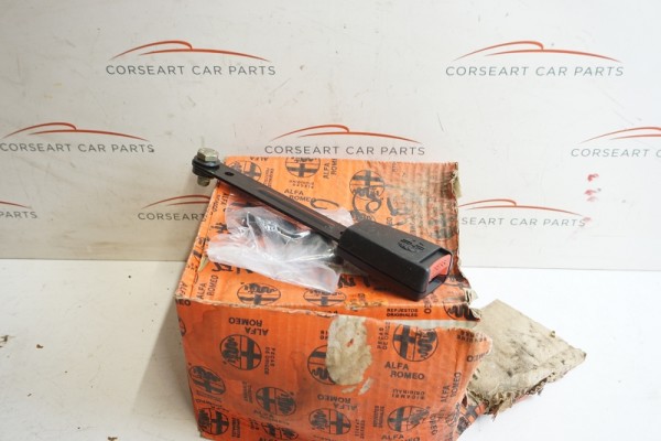60538648 Alfa Romeo 33 Gurtpeitsche Gurtstraffer