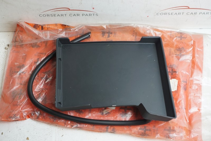 60506071 Alfa Romeo 33 Battery Case Trough with Tube