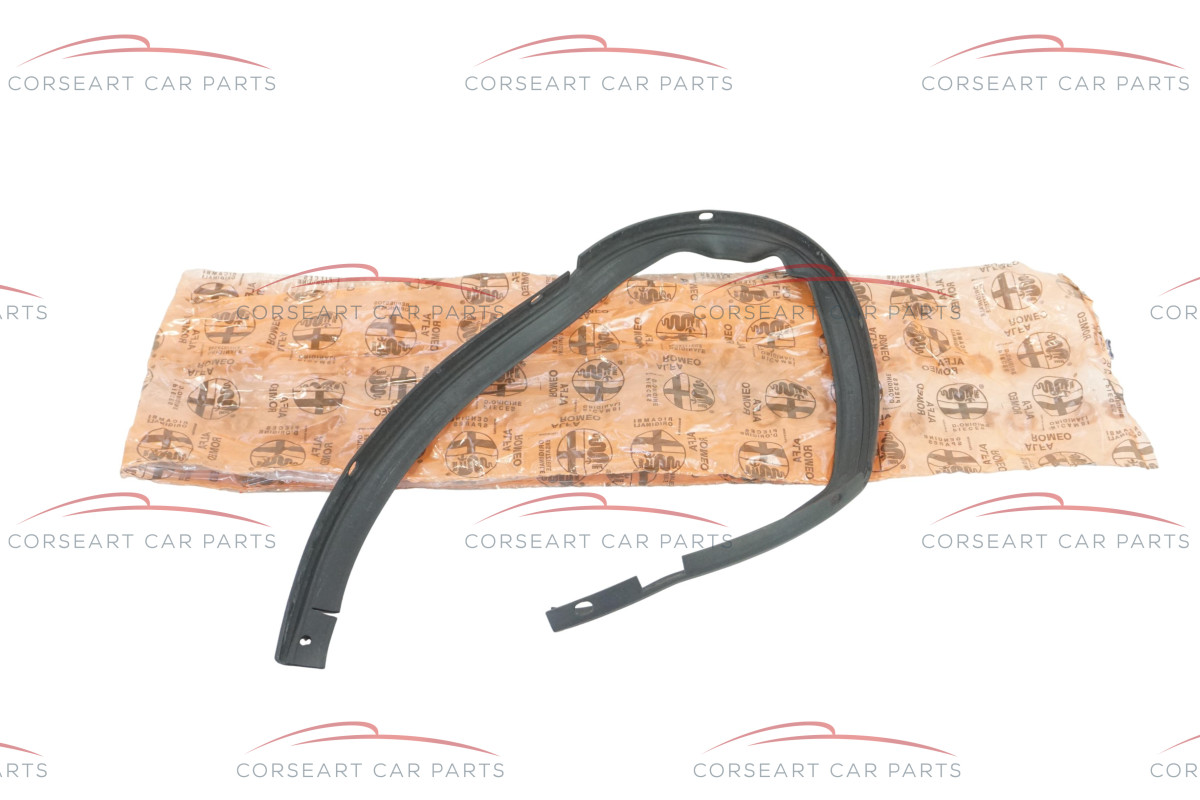 60503897 / 132799 Alfa Romeo 33 Lower Front Door Seal Gasket
