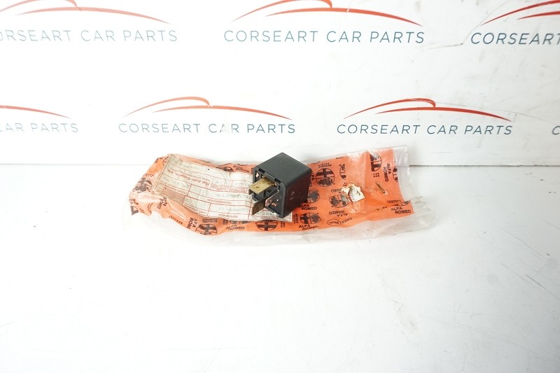 60809137 Alfa Romeo 164 / 75 Fernschalter / Relais