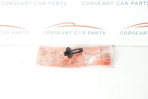 60525807 Alfa Romeo 33 Boot Liner Trunk Plug Clip [No. 8 on Photo]
