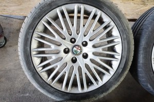 156093266 Alfa Romeo Giulietta 940 genuine Wheels Rims with Summer Tires