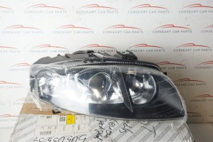 50505537 Alfa Romeo GT 937 Xenon Headlight RH BLACKLINE