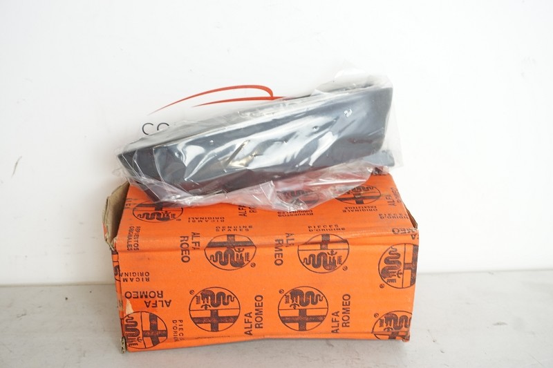 60780071 Alfa Romeo 164 Handle / Door Op box