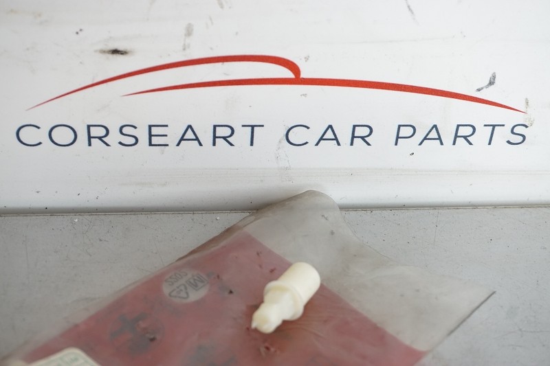 60592970 Alfa Romeo 145 / 146  Befestigungs Clip für T&