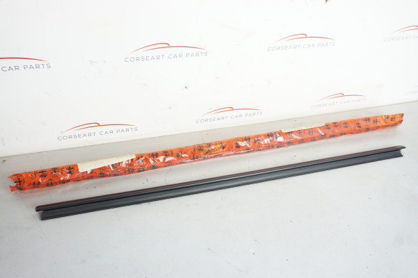 96587298  Alfa Romeo 33  1988 - 1994 Fensterleiste Hinten Rechts Außen