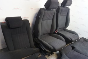 Alfa Romeo 159 939 Innenaustattung Sitze Stoff