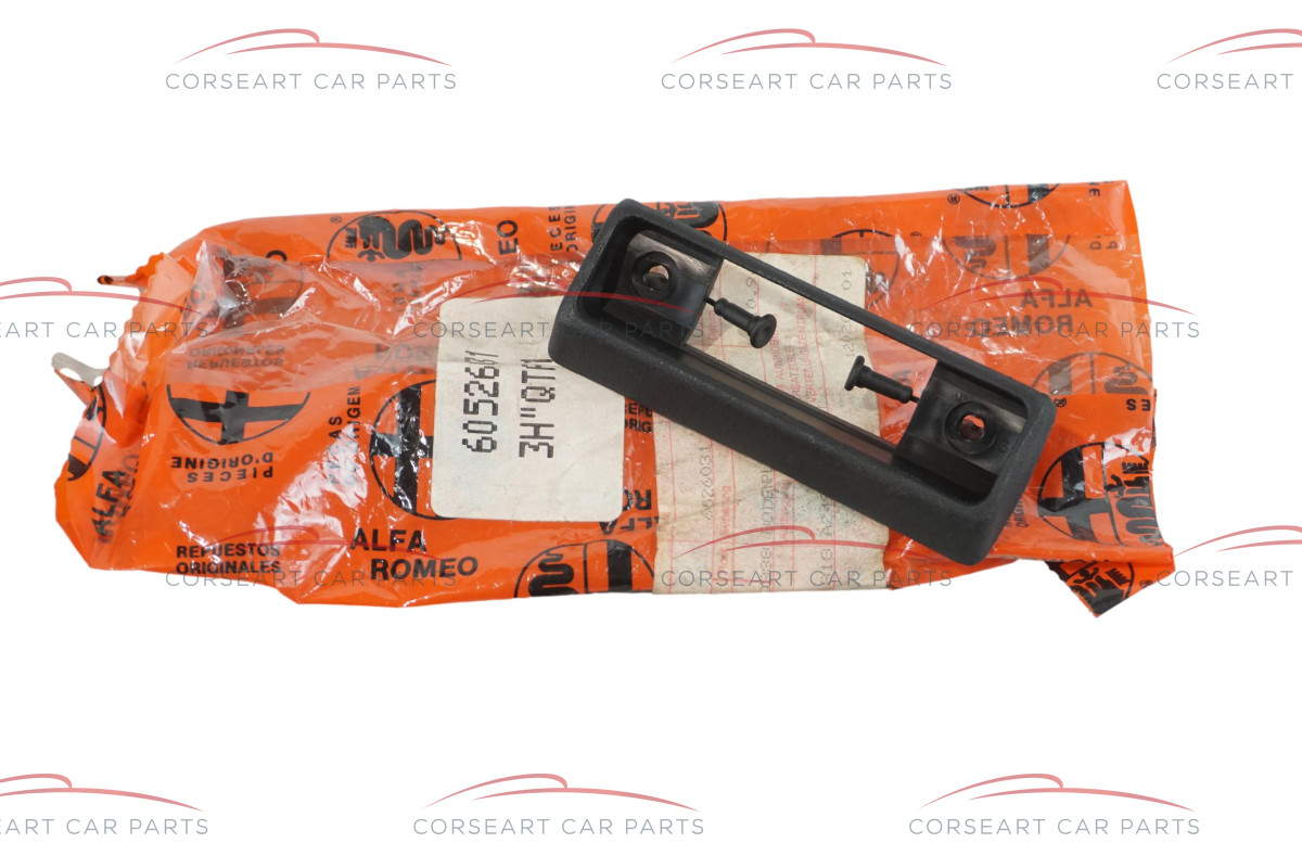 60526031 Alfa Romeo 33 (90-94) Zierleiste vorne links Kotfl&
