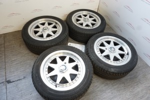 Alfa Romeo 75 Set Wheel on Aluminium Rims...