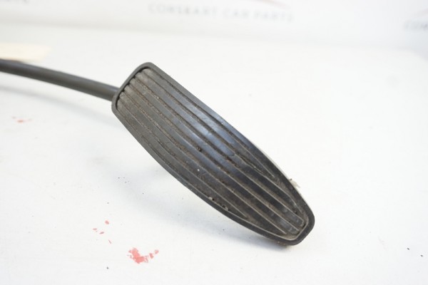 Alfa Romeo 75 Accellerator Pedal