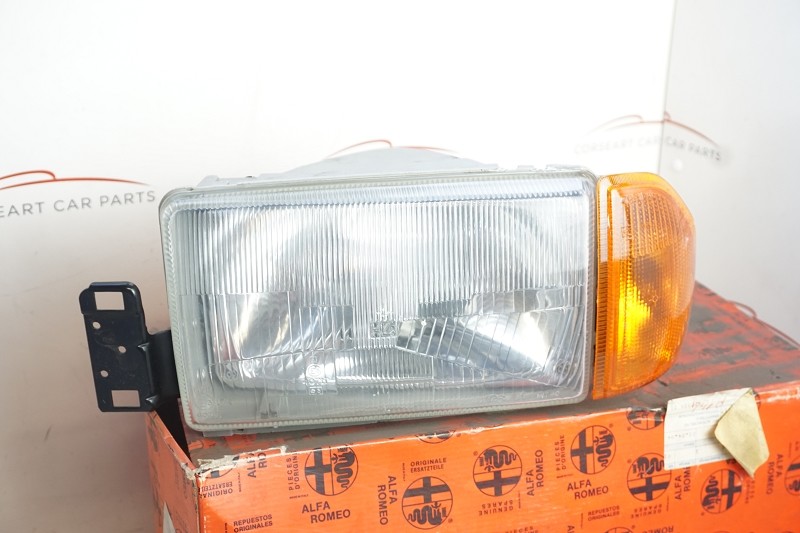 60747548 Alfa Romeo 33  Scheinwerfer Vorne Links