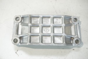 60663616  Alfa Romeo GTV Spider 916 Y-Pipe Protection Bracket