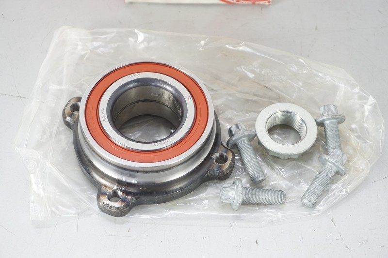 713649340 BMW Serie 5  Wheel Bearing