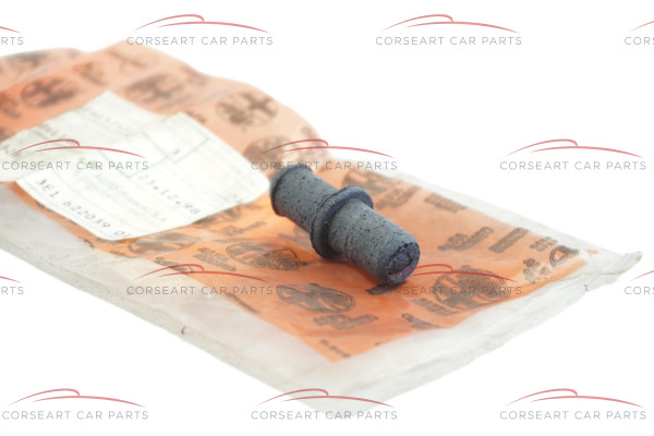 60805753 / 60591760 Alfa Romeo 145/6 & 155 & GTV Spider 916 Trunk Gasket Adapter