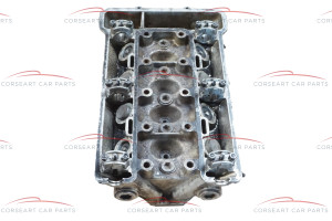 Alfa Romeo Giulia Spider Bertone 105 Cylinder Head 1750 S2 (to overhaul) without camshafts