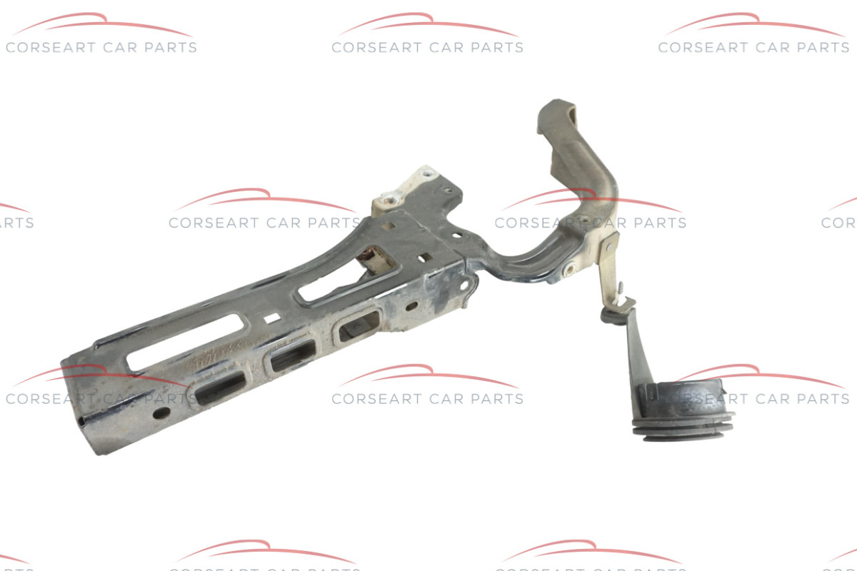 Alfa Romeo GT 937 Kotflügel Halter links