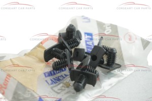 60577448 Alfa Romeo 146/166 & Fiat Klipp Tür vorne/hinten (Preis je Stück)