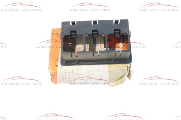 60581424 Alfa Romeo 33 (90-94) Gehäuse Schalter rechts