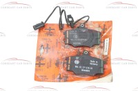60743564 / 164162205201/30 Alfa Romeo 164 2.0 TS (bis 90/92) & RZ/SZ 3.0 V6 Bremsbelag Satz vorne mit Verschleißsensor