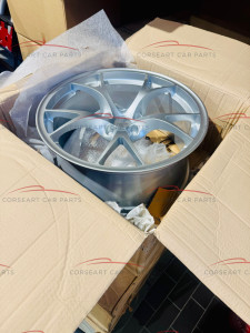 156113577 + 156113557 Alfa Romeo Giulia QV Quadrifoglio Trofeo Felgen NEU (silber, 3-Schicht Lackierung)