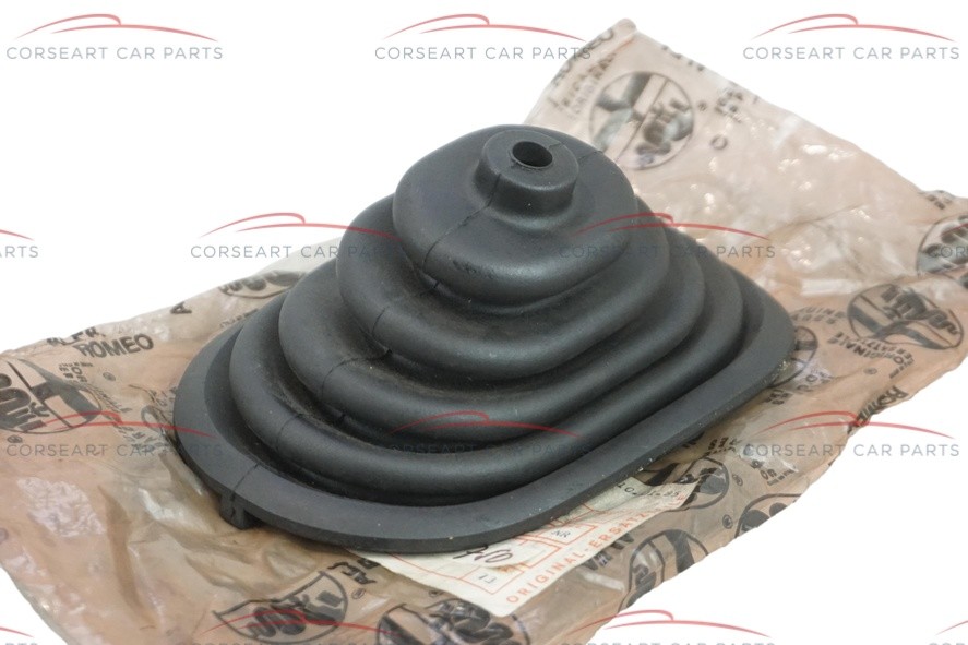 60523750 / 125644 Alfa Romeo 33 Oval Gearshift Gaiter