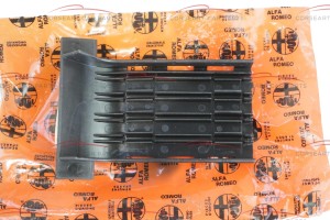 60512851 Alfa Romeo 164 (87-92) & 75 4Zyl. Verkleidung Zündkabel