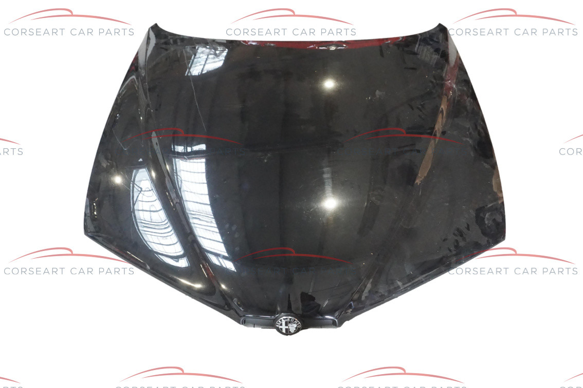 Alfa Romeo 939 Motorhaube schwarz uni
