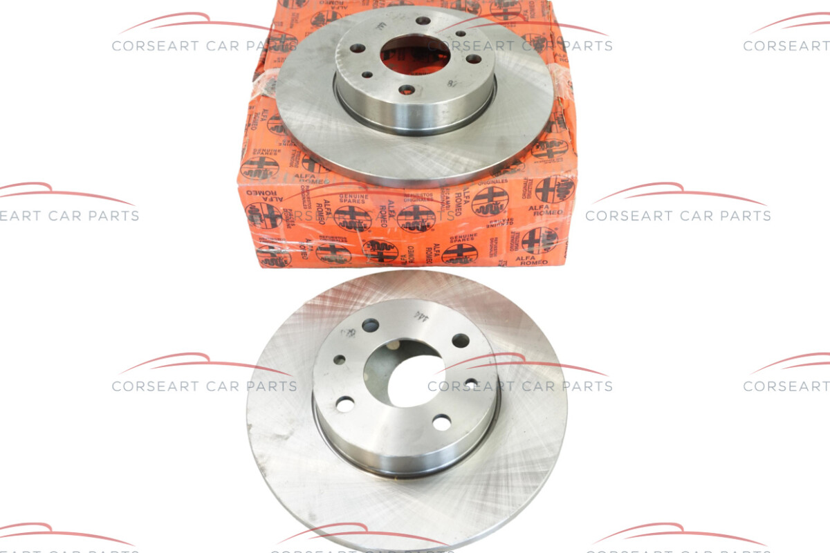 71739572 Alfa Romeo 33 &amp; 145 &amp; 155...
