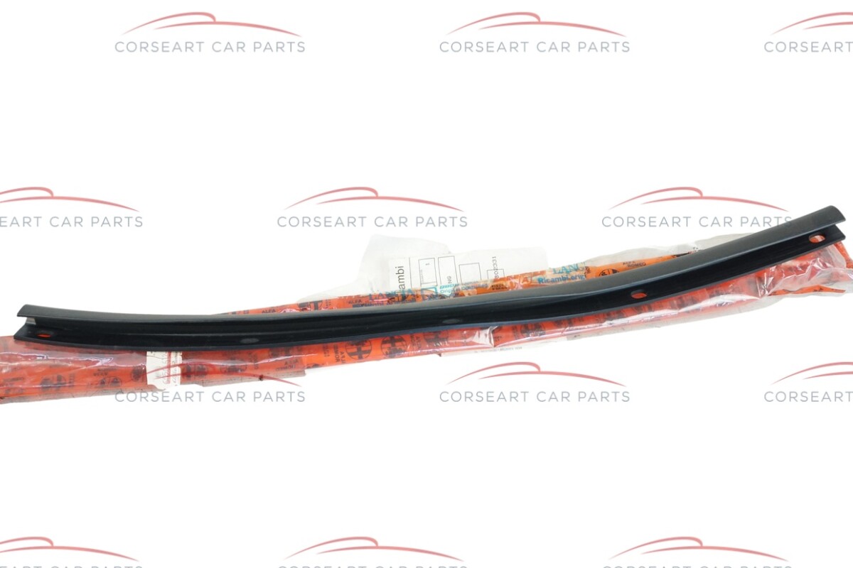 60564612 Alfa Romeo 155 Dichtung Motorha box