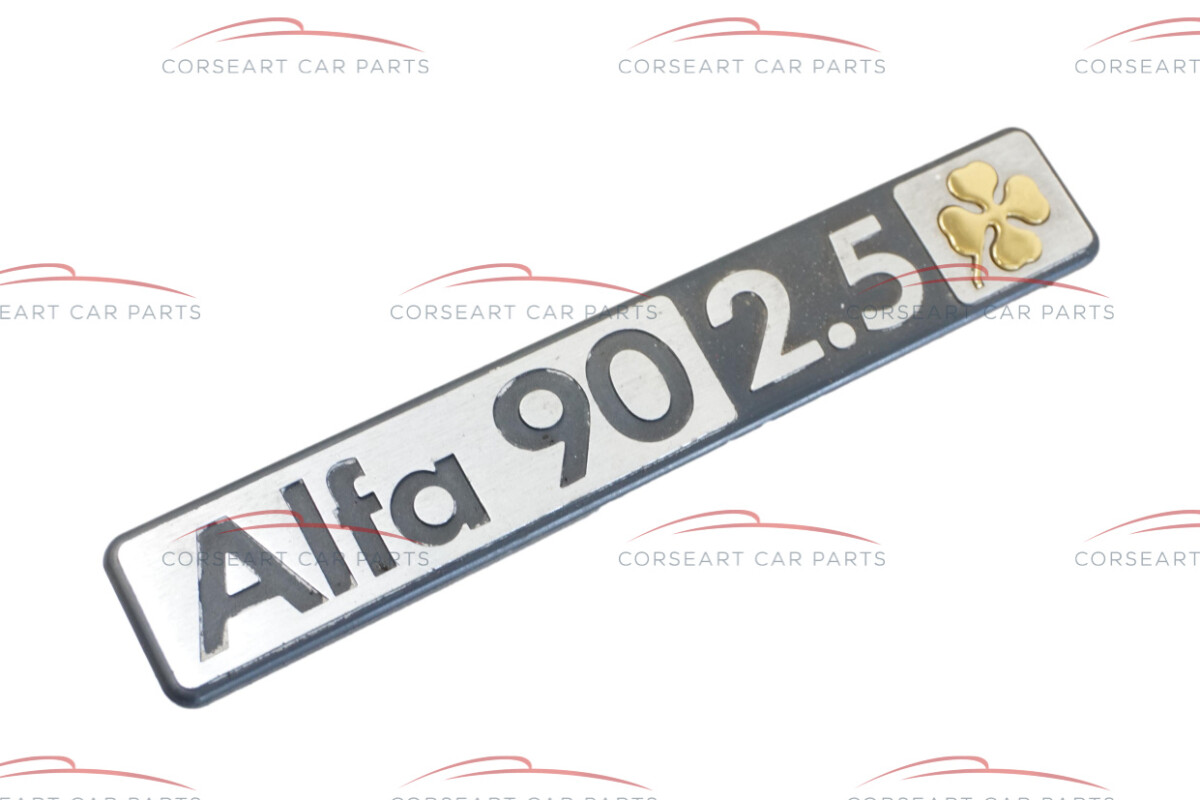 Alfa Romeo 90 2.5 V6 QV Emblem hinten Schriftzug