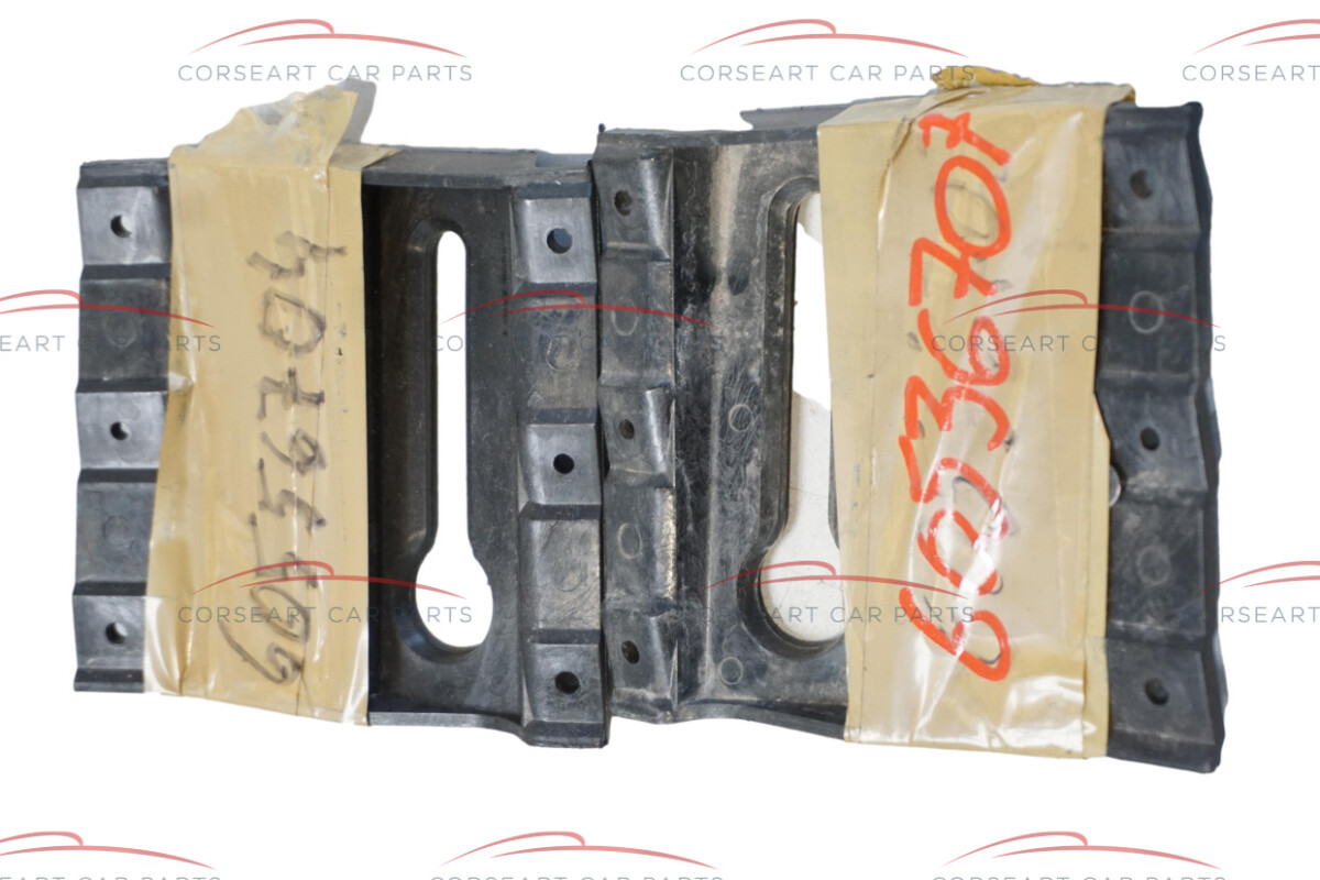 60556704 + 60536707 Alfa Romeo Spider 115 Halter Set links +