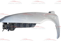 Alfa Romeo 939 Kotlfügel links silber met.