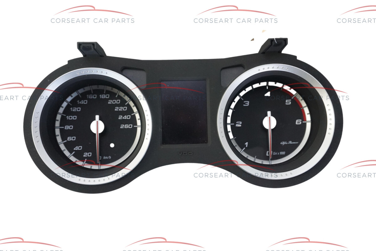 156081484 Alfa Romeo Spider 939 2.4 JTDm Tacho (61.000km)