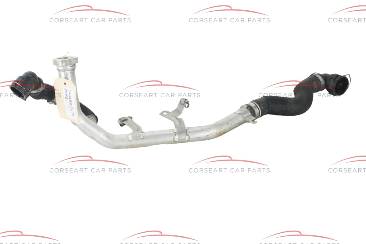Alfa Romeo Giulia 952 2.0 TB Q4 280PS Wasserrohr Leitung