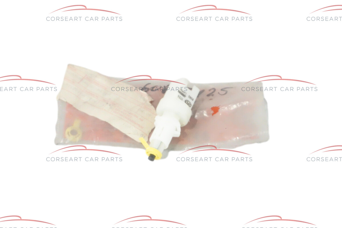 60805125 7627401 Alfa Romeo 155 - Bremslichtschalter