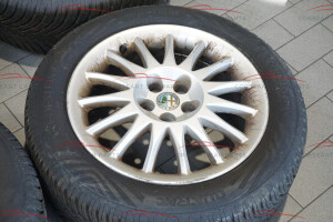 Alfa Romeo GT 937 original Felgen auf Winterreifen (Vredestein 205 55 16 / 6mm)