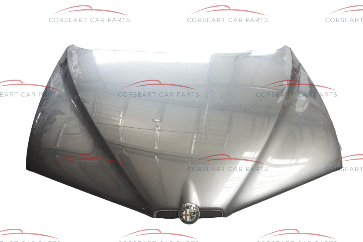 Alfa Romeo 939 Motorhaube grey metallic 652