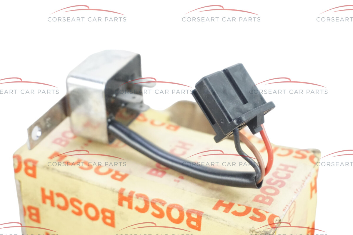 0290002011 Mercedes & Porsche Bosch Regler Lichtmaschine
