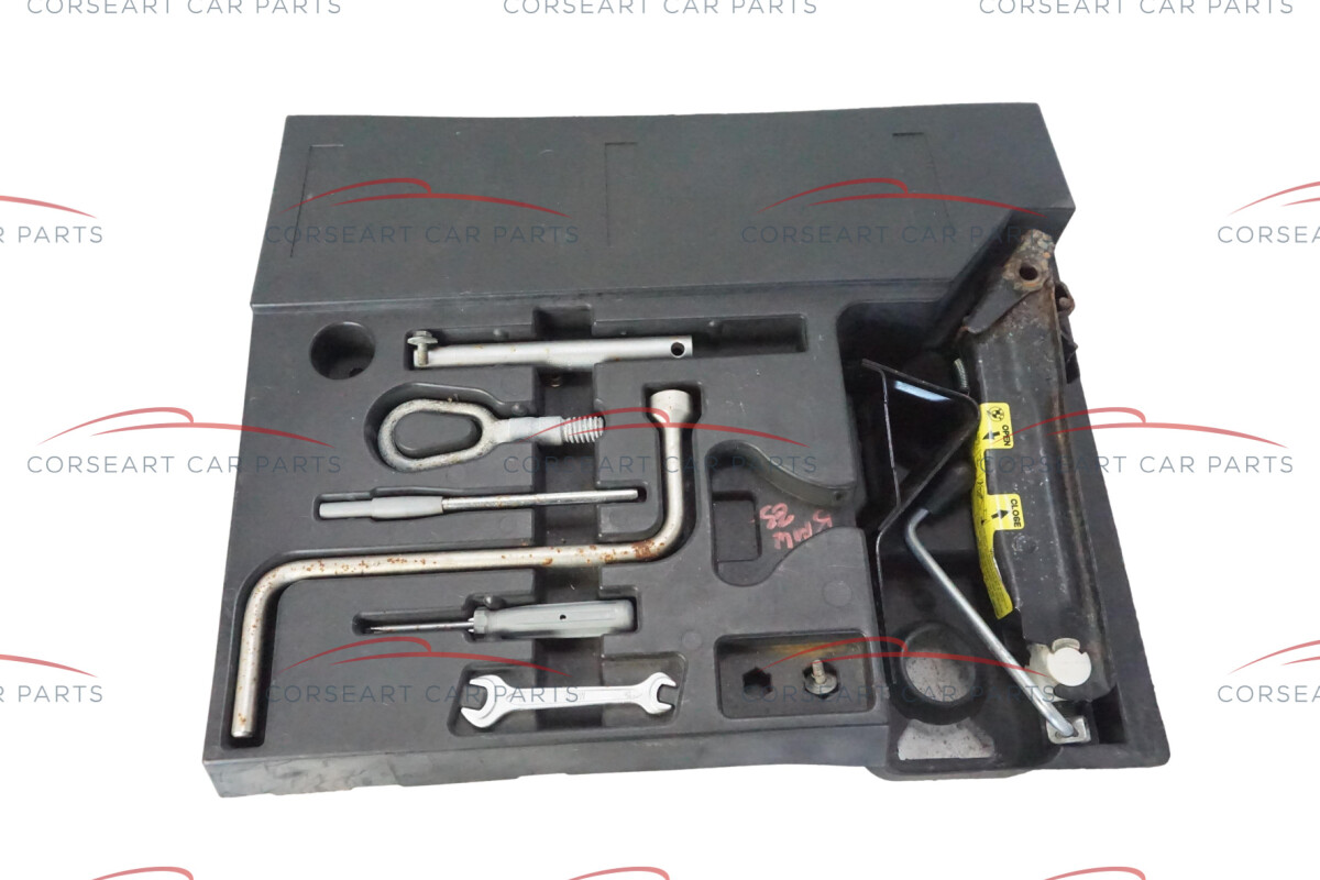 BMW Z3 Roadster genuine board tools