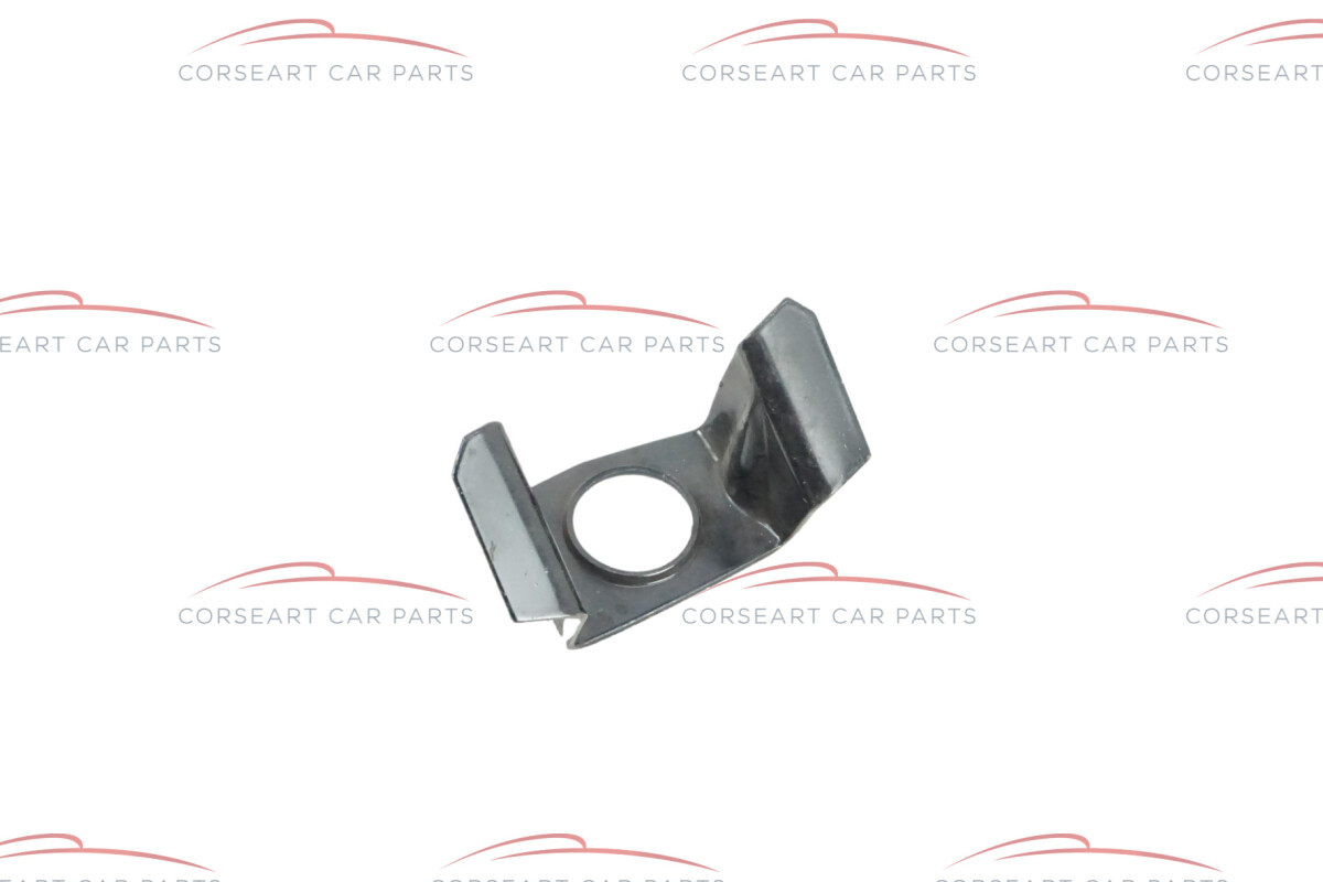 100162 Alfa Romeo Alfasud - Halterung Achstraverse vorne