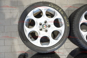 156093275 Alfa Romeo Giulietta 940 original 17" Zoll Felgen (Reifen zu erneuern)
